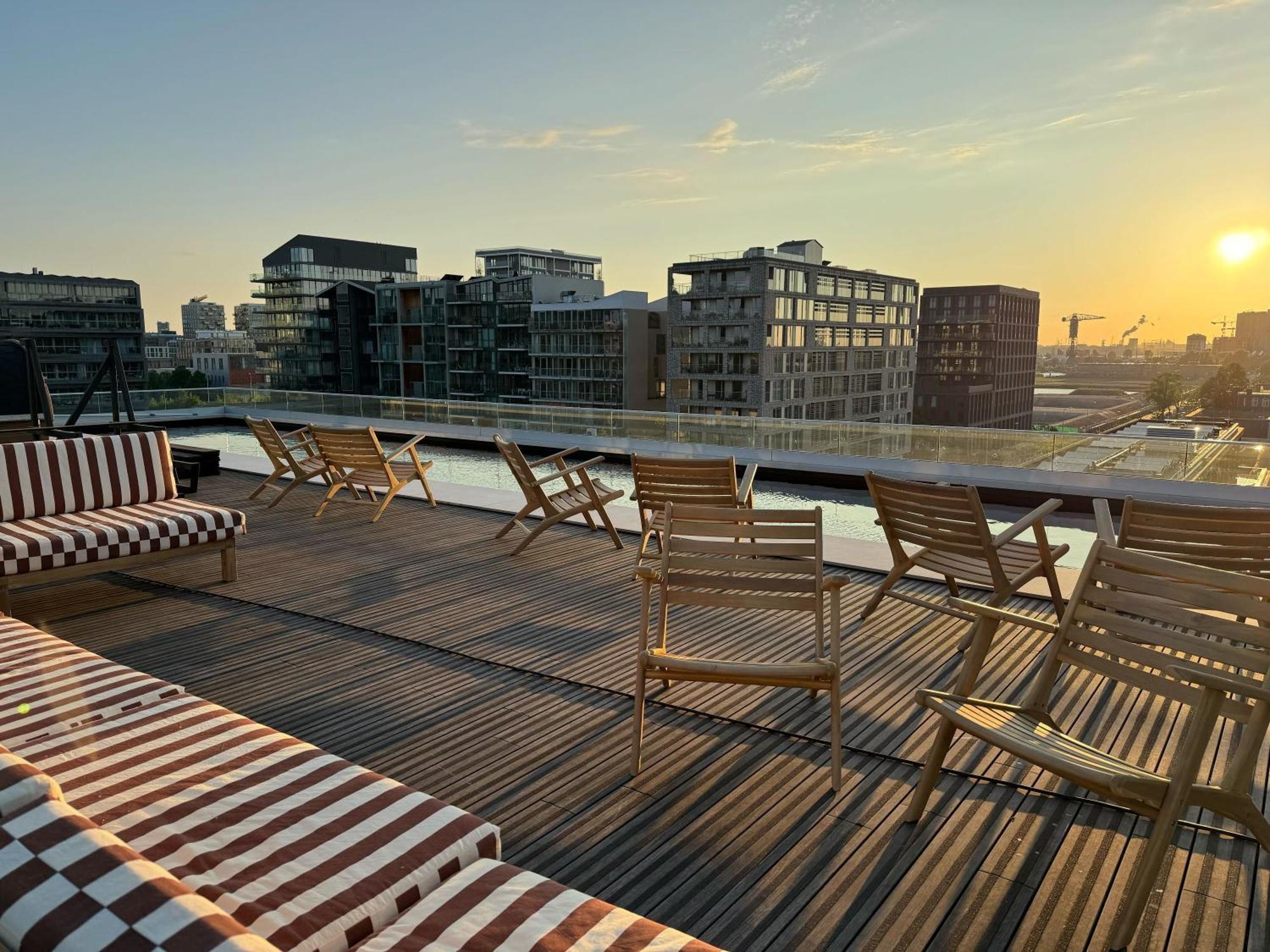 Bob W Amsterdam Noord Aparthotel Ngoại thất bức ảnh